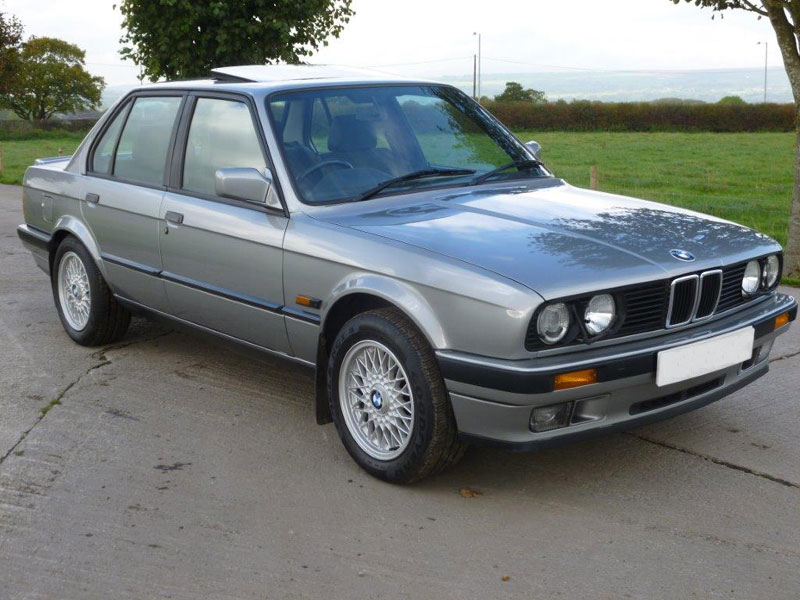 Lot 36 - 1989 BMW 325i SE