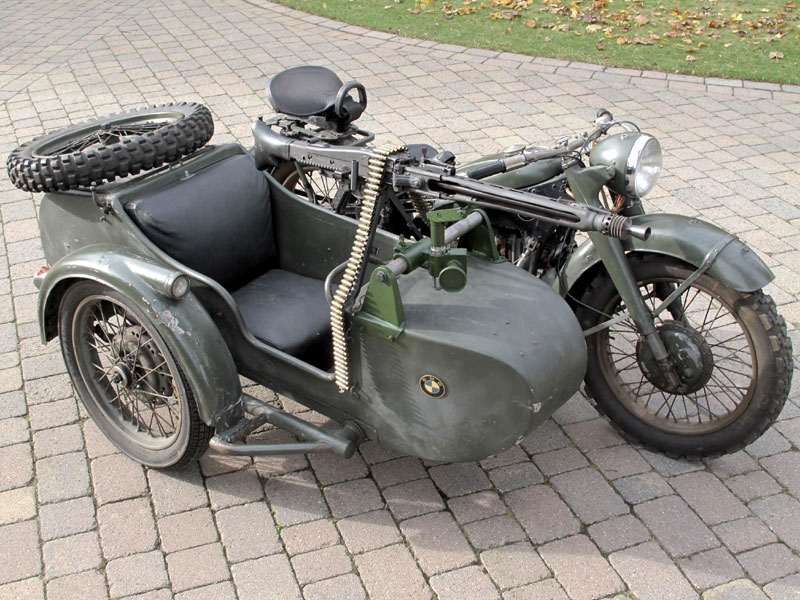 Lot 68 - 1935 BMW R12 Military Combination