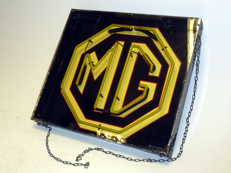 Lot 300 - A 1930s MG Illuminated Neon Sign *