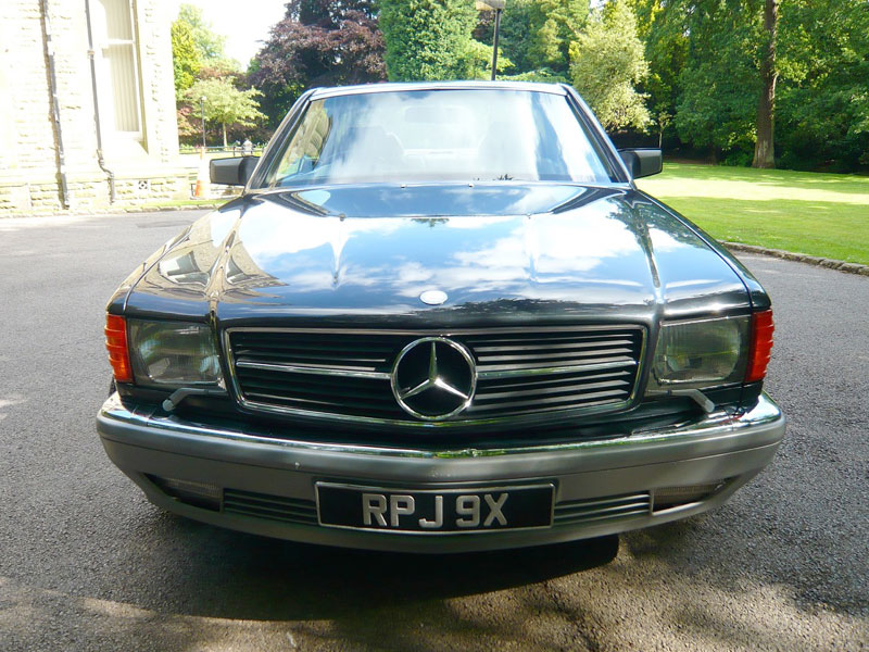 Lot 46 - 1986 Mercedes-Benz 560 SEC