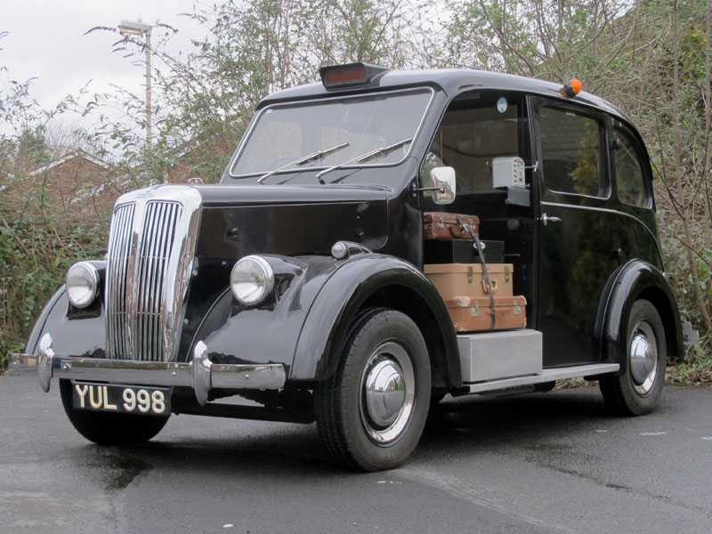Lot 28 - 1960 Beardmore Paramount MK VII Taxicab