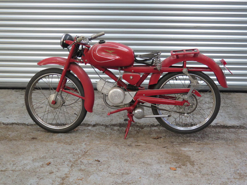 Lot 26 - 1960 Moto Guzzi Hispania 75