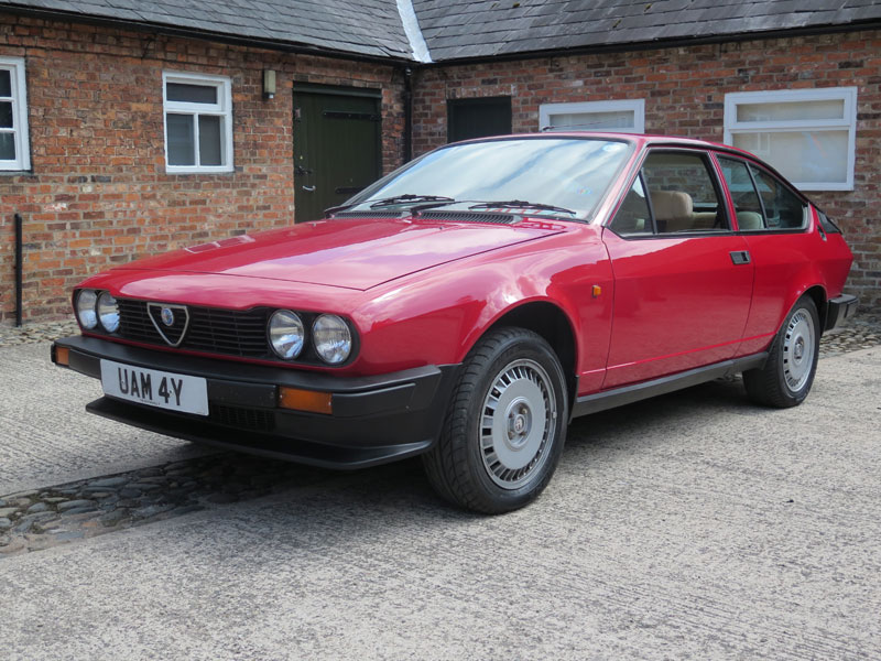 Lot 87 - 1983 Alfa Romeo GTV 2.0