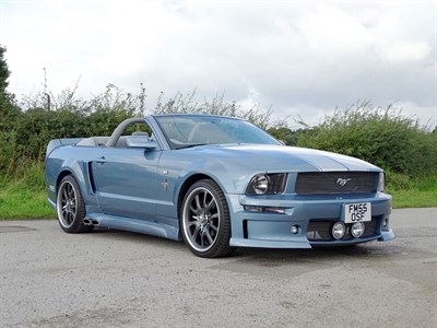 Lot 100 - 2006 Ford Mustang Convertible
