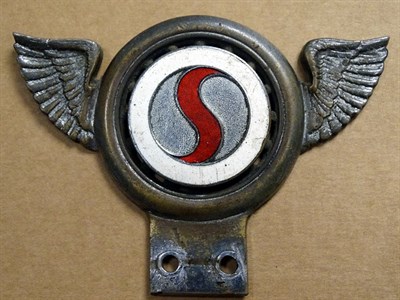 Lot 207 - A Pre-War Singer Motors Car Badge