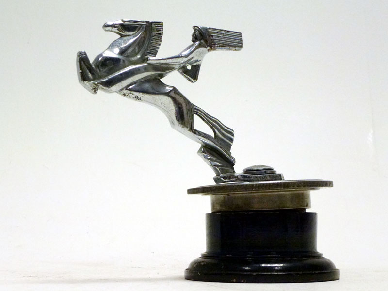 Lot 196 - 'Indian on a Horse' Accessory Mascot by Darel, 1930s