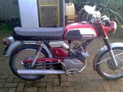 Lot 36 - c.1972 Motobecane 125 L