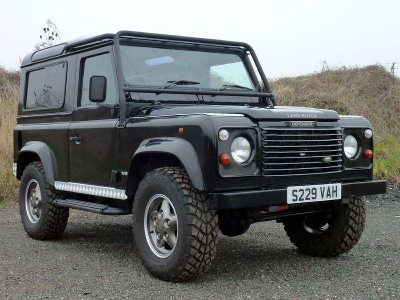 Lot 37 - 1998 Land Rover Defender 90 50th Anniversary