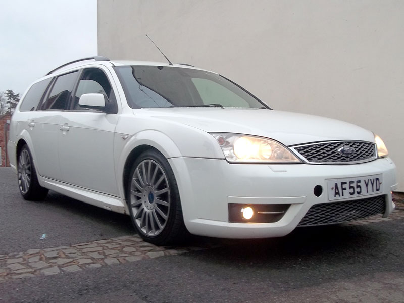 Lot 100 - 2005 Ford Mondeo ST220 Estate