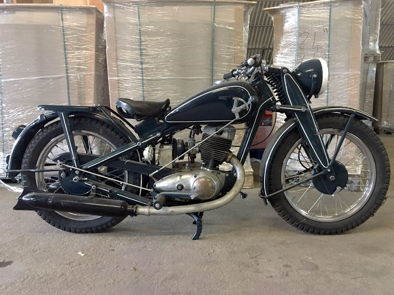 Lot 110 - c.1950 IZH 350