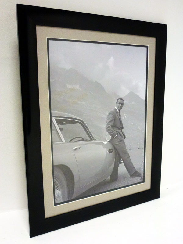 Lot 47 - Sean Connery / James Bond Signed Photograph