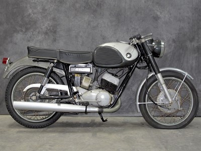 Lot 142 - 1963 Yamaha YDS2