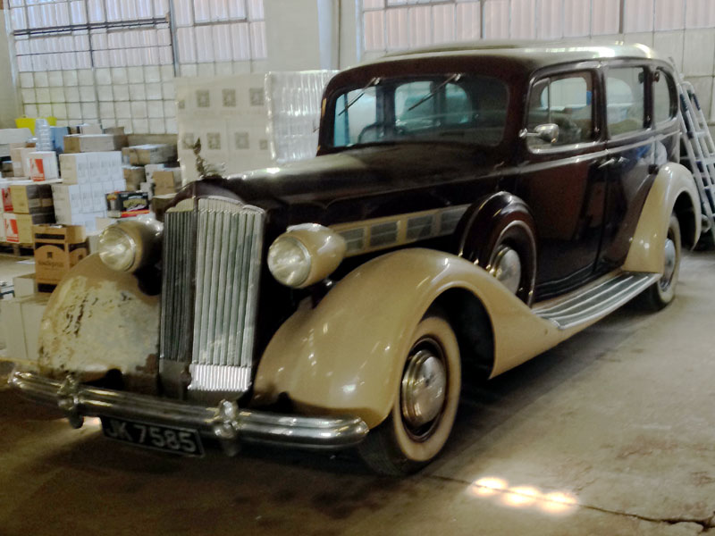 Lot 137 - 1937 Packard Super Eight Limousine