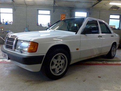 Lot 117 - 1989 Mercedes-Benz 190 E 2.6