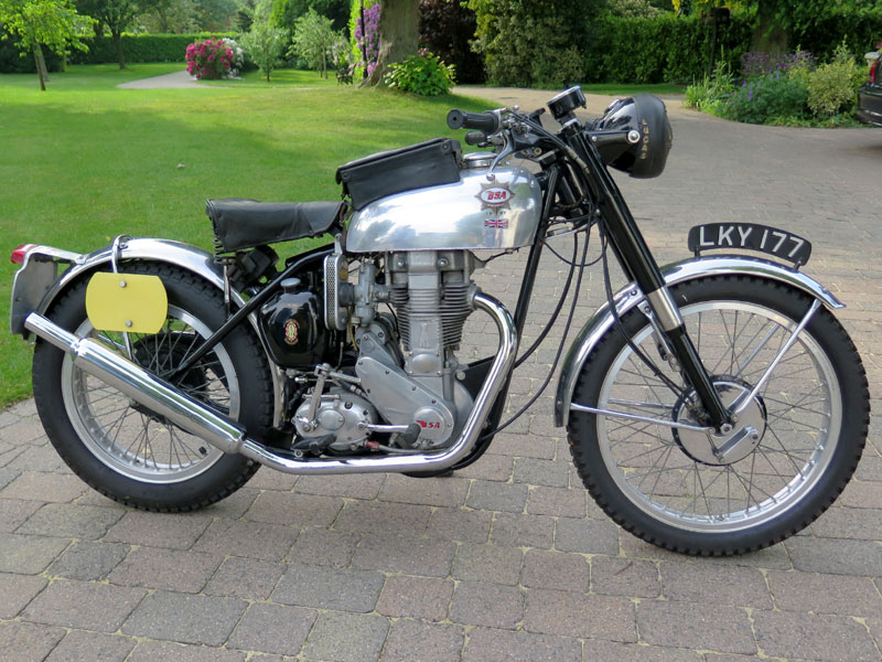Lot 98 - 1955 BSA B31 'Gold Star'