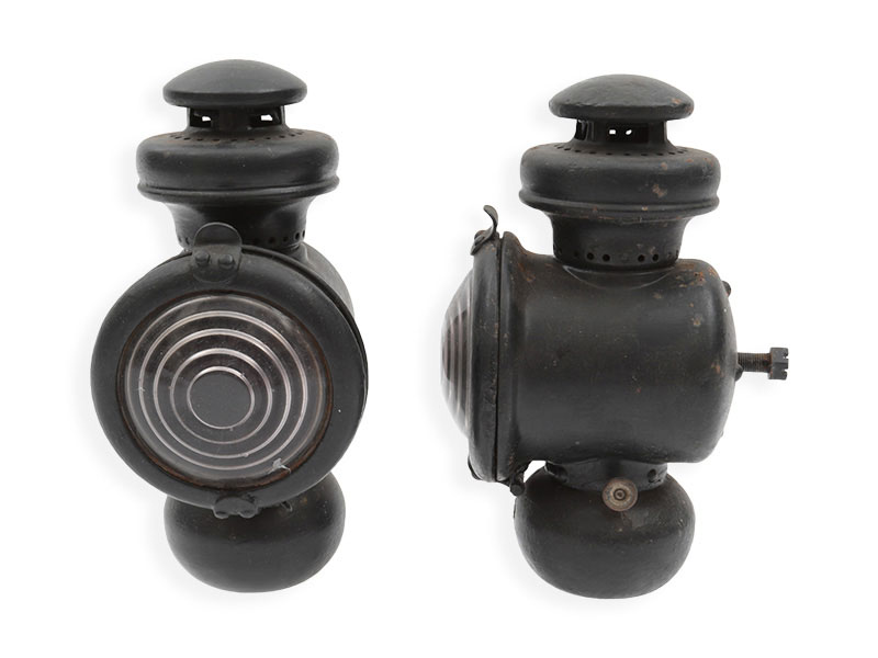 Lot 75 - A Pair of Ford Model T 'Bun' Lamps