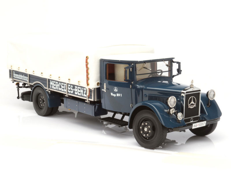 Lot 240 - CMC Models - Mercedes-Benz LO 2750 Transporter