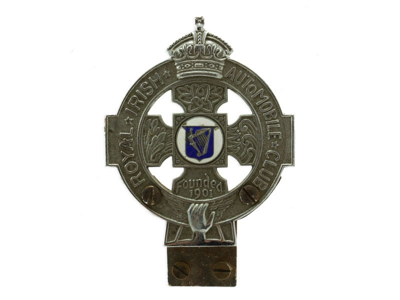 Lot 6 - Royal Irish Automobile Club Member's Badge