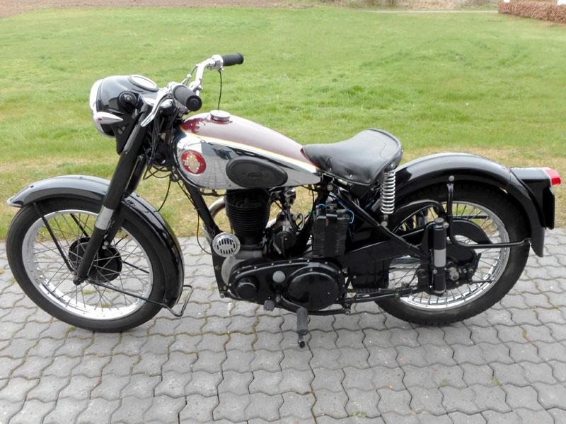 Lot 161 - 1954 BSA M21