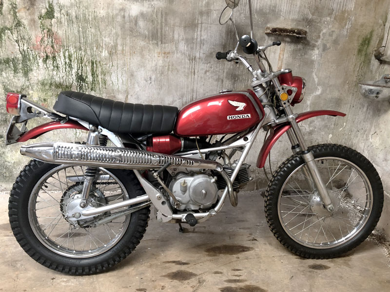 Lot 85 1969 Honda Sl90