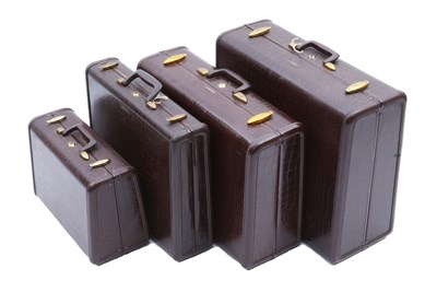 Lot 395 - Four Vintage Samsonite Suitcases