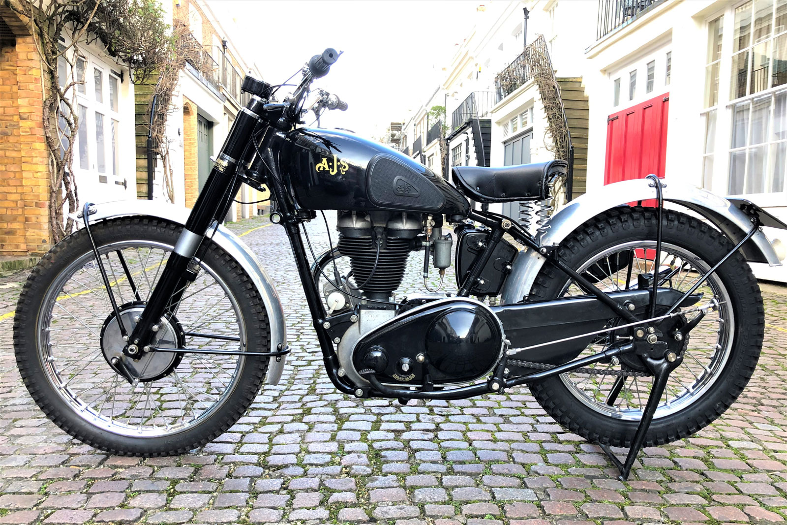 Lot 175 - 1949 AJS 16MC