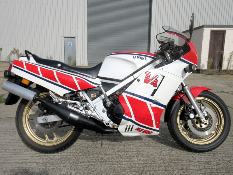 Lot 52 - 1985 Yamaha RZ500S