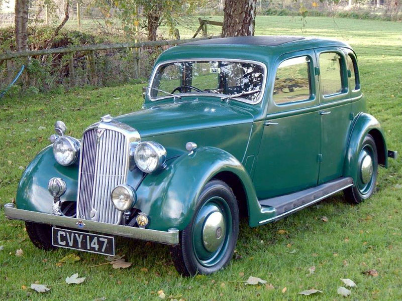 Lot 6 - 1946 Rover 10hp Saloon