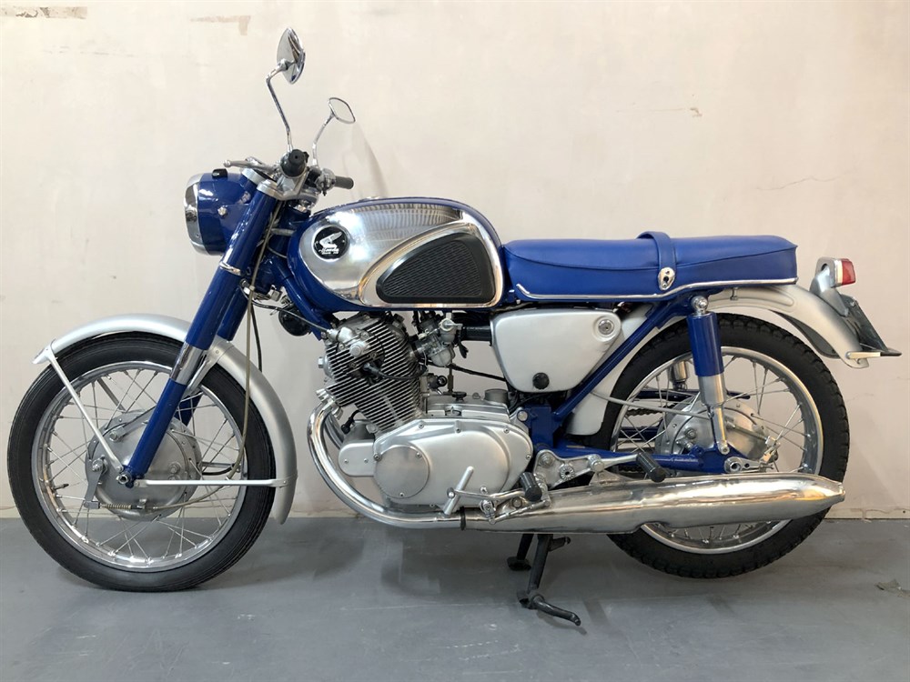 Lot 45 - 1961 Honda CB72