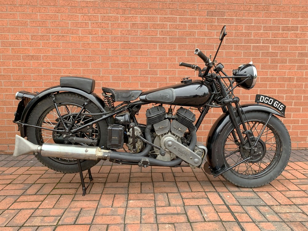 Lot 57 - 1937 Brough Superior SS80 Combination