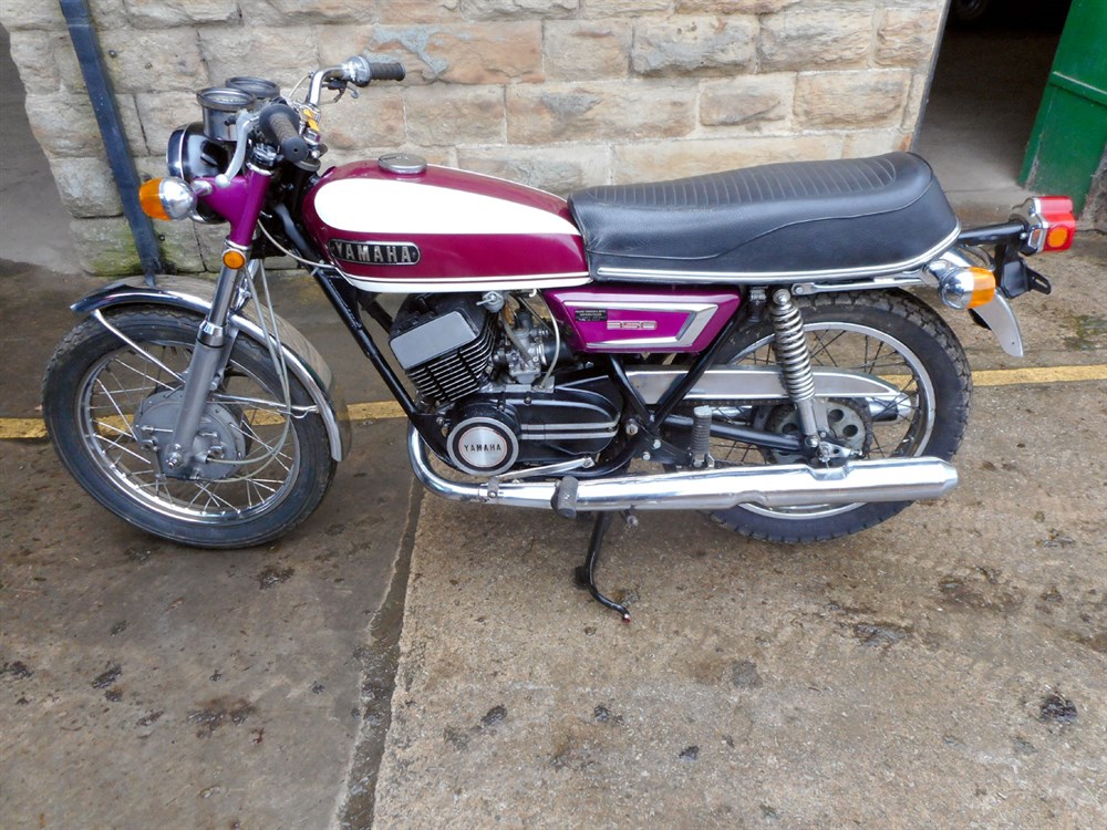 Lot 137 - 1971 Yamaha R5A