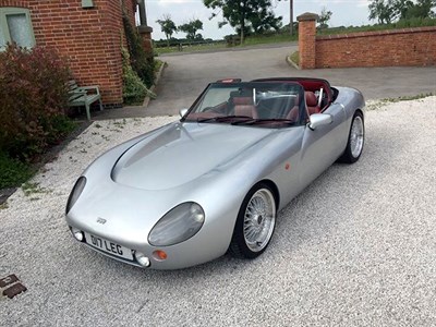 Lot 104 - 1999 TVR Griffith 5.0