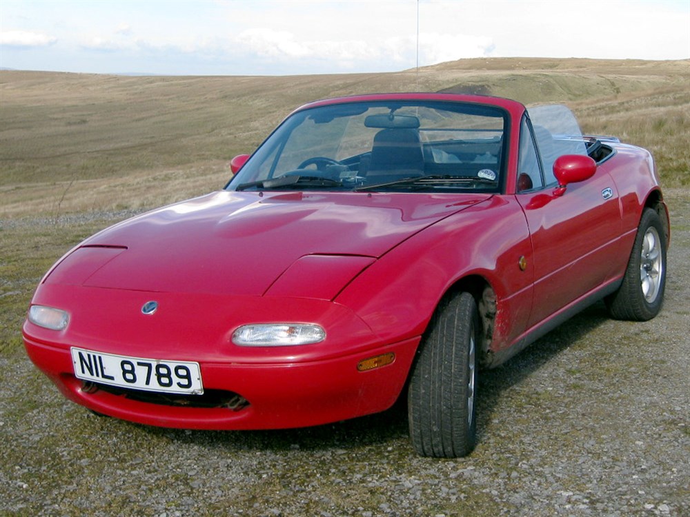 Lot 36 - 1990 Mazda MX-5 1.6 'Supercharged' Eunos Roadster