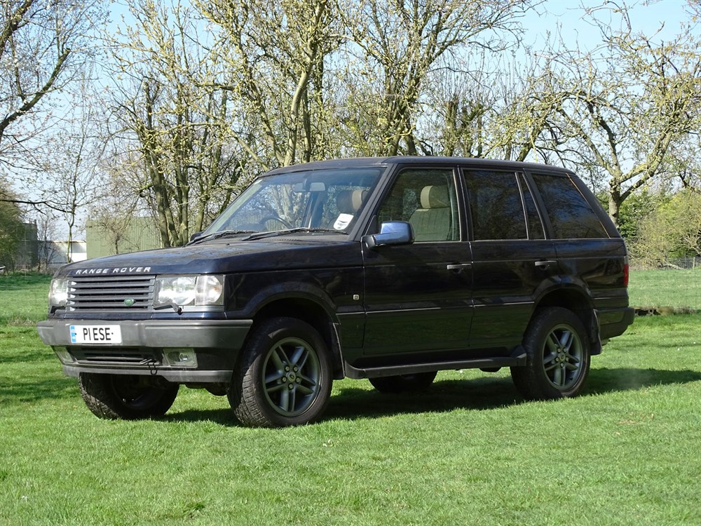 Lot 12 - 2000 Range Rover Vogue HSE