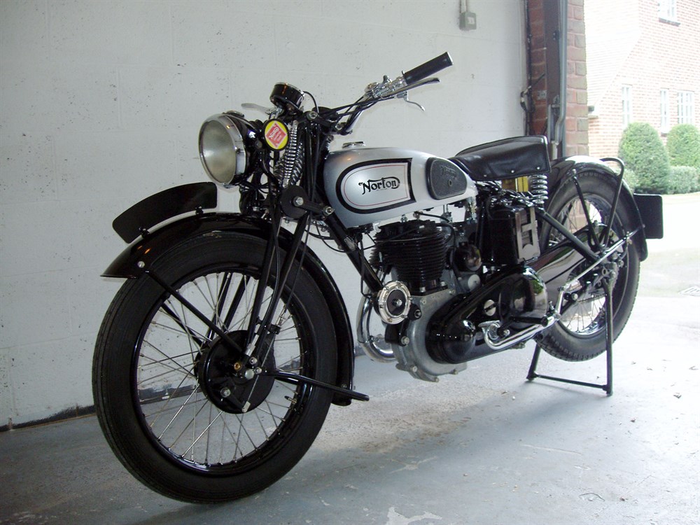 Lot 278 - 1941 Norton Model 16H WD