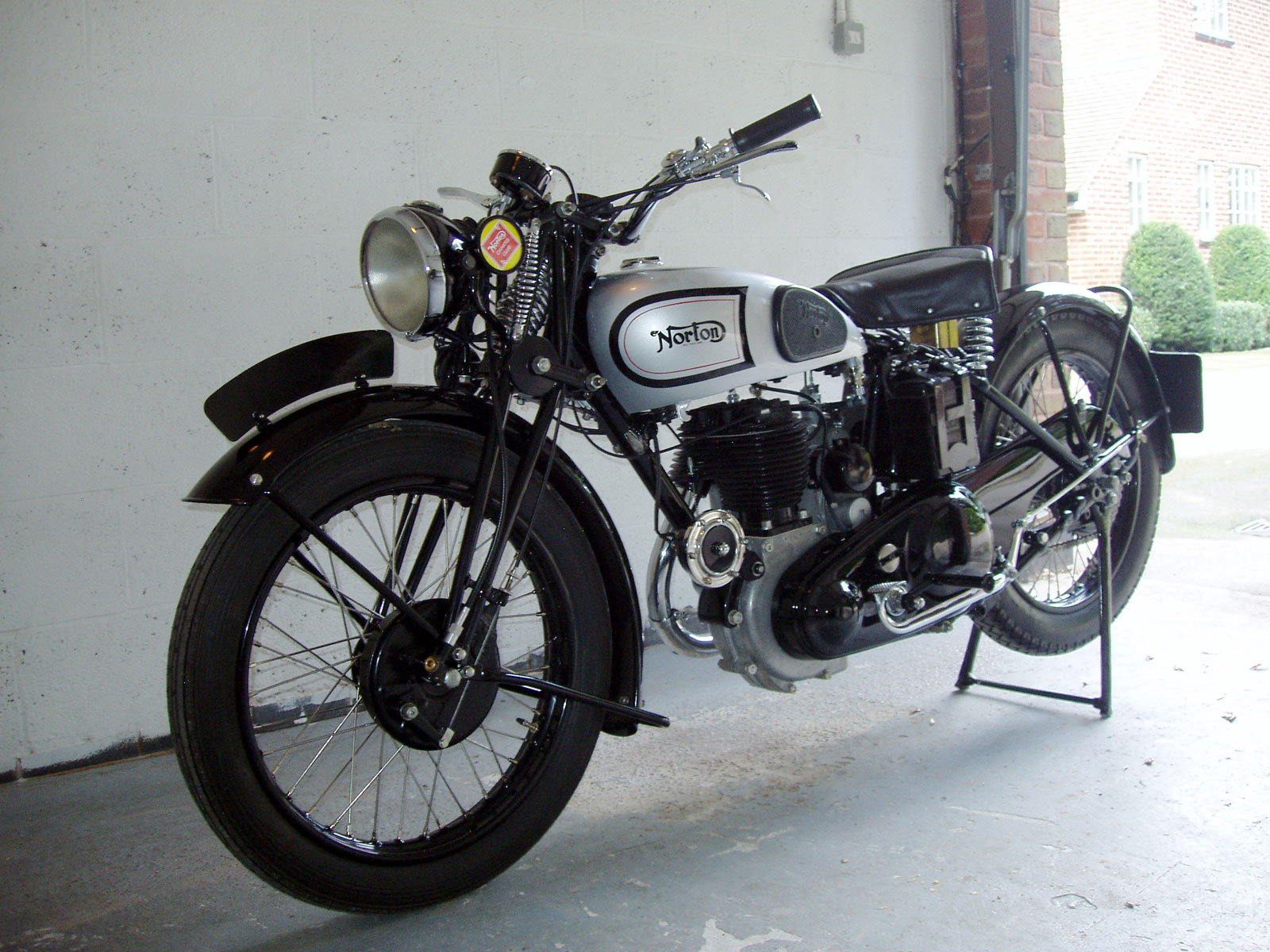Lot 278 1941 Norton Model 16H WD