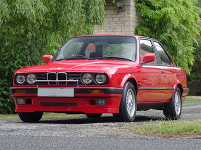 Lot 125 - 1990 BMW 318is