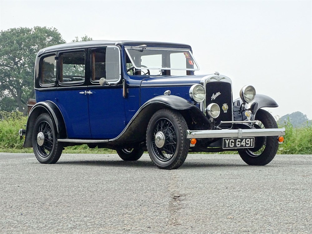 Lot 122 - 1934 Austin 12/4 Heavy Berkeley Saloon