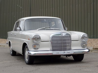 Lot 136 - 1966 Mercedes-Benz 200 Saloon