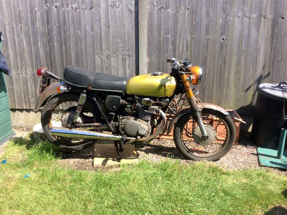 Lot 106 - 1971 Honda CB250