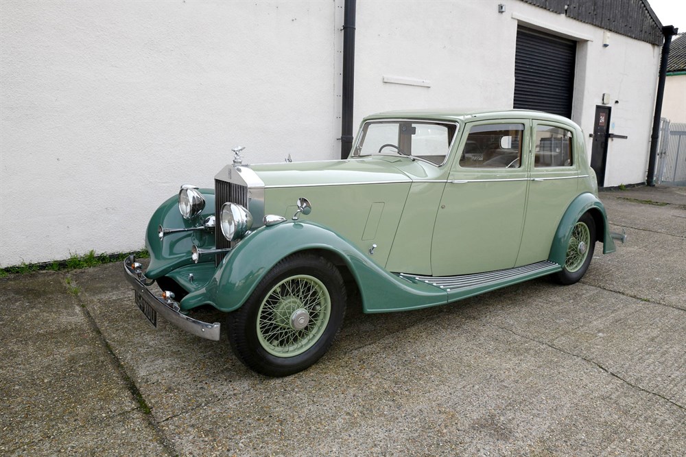 Lot 100 - 1937 Rolls-Royce 25/30 Sports Saloon
