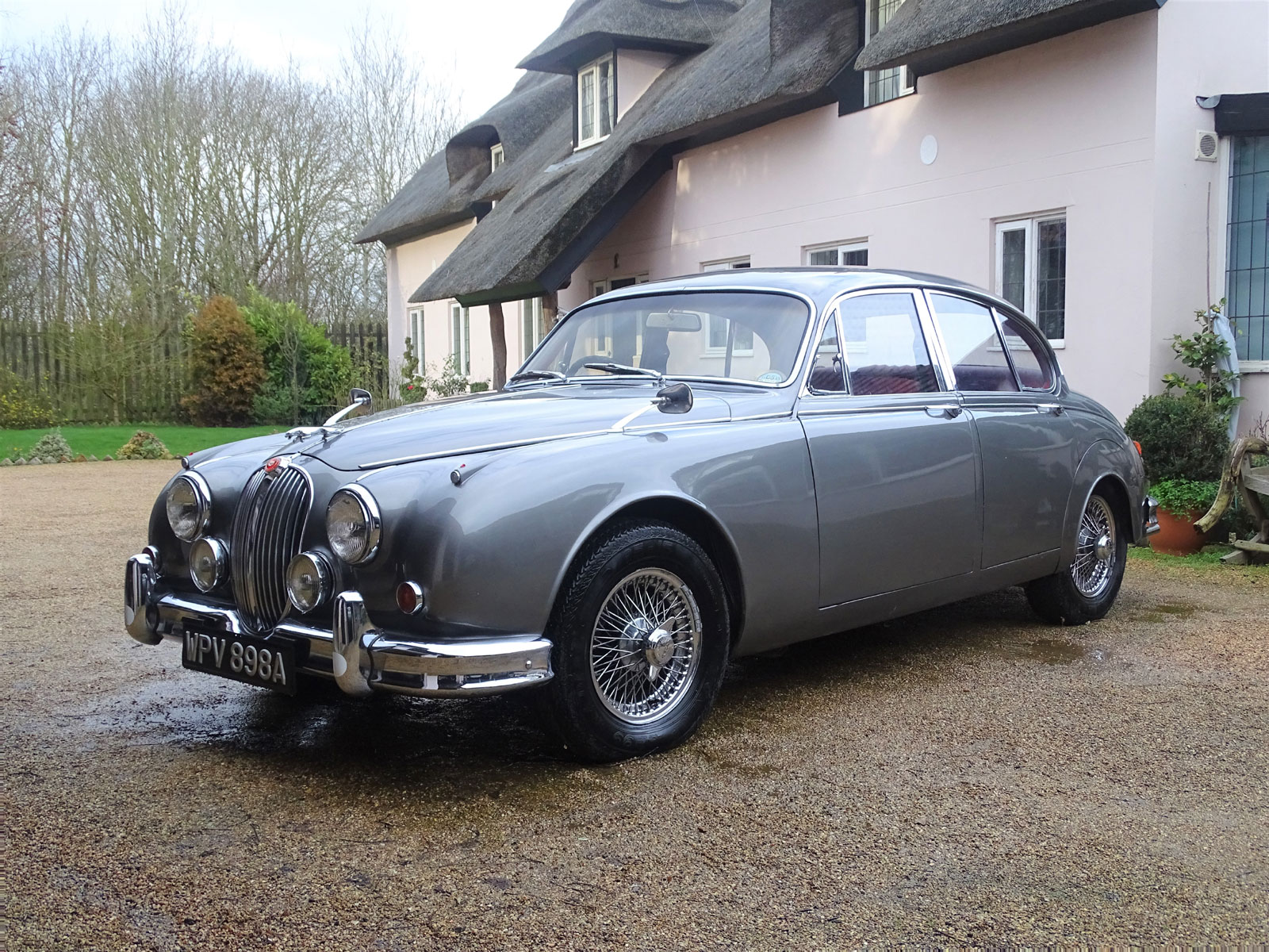 Lot 2 - 1963 Jaguar MK II 3.4 Litre