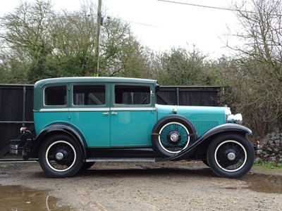 Lot 26 - 1928 Marmon Model 68 Sedan