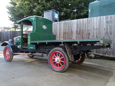 Lot 40 - 1927 Bean Flatbed Truck